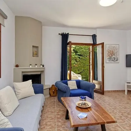 Horto Beach Villas * خورتو